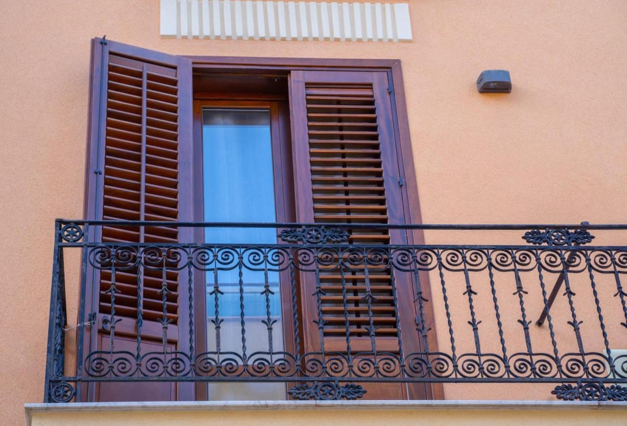 Gioia Mia Suites كاستيلاّماري ديل غو المظهر الخارجي الصورة