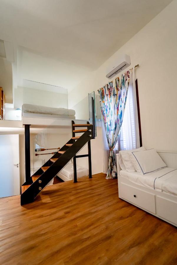 Gioia Mia Suites كاستيلاّماري ديل غو المظهر الخارجي الصورة